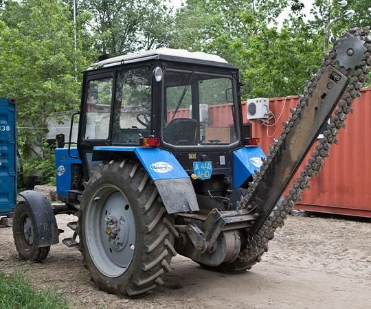 Траншеекопатель в аренду в Евпатории и  Республике Крым